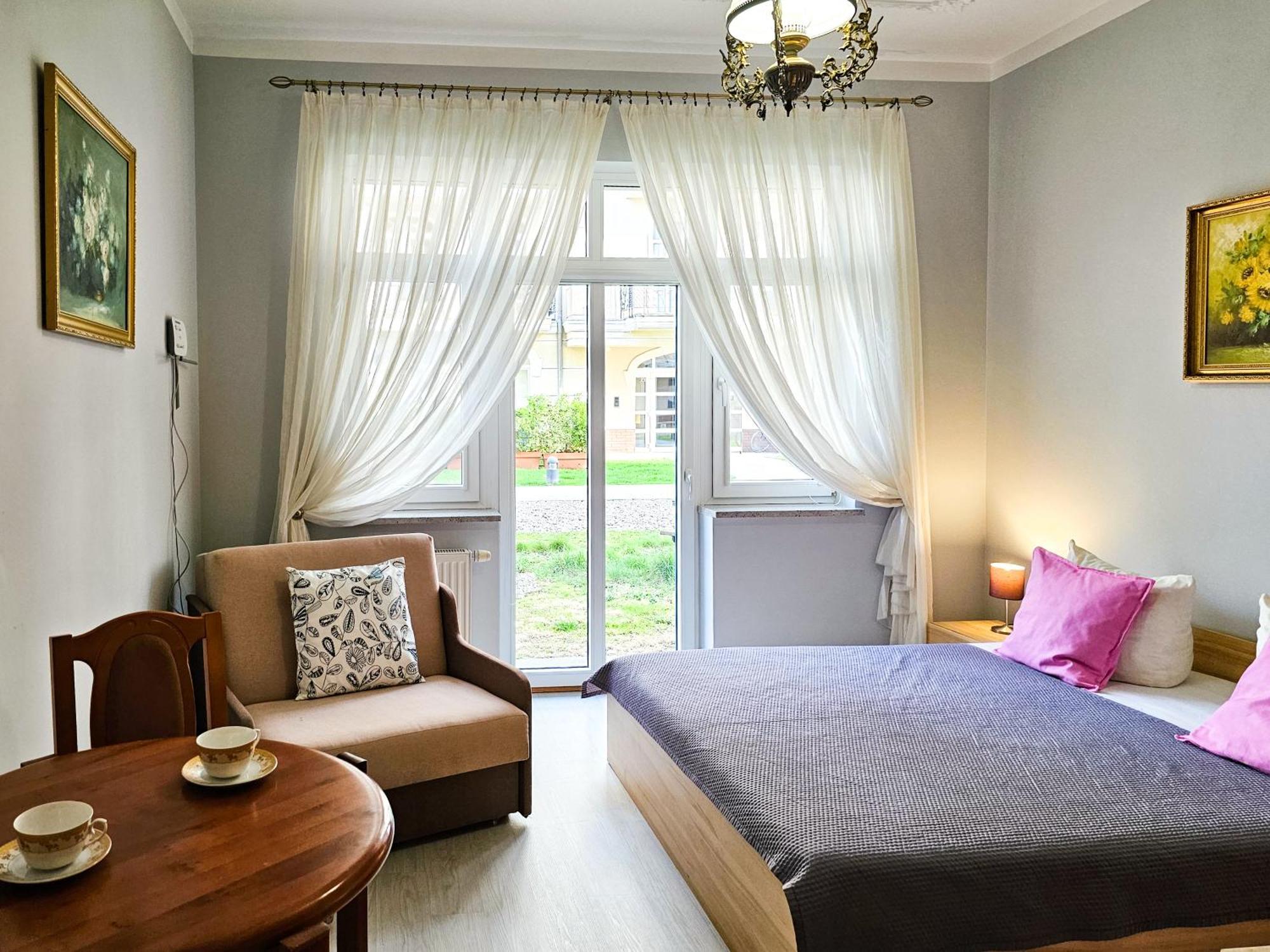 Visit Baltic - Trzy Korony Apartman Swinoujscie Kültér fotó